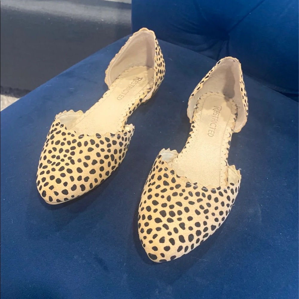 Womens flats